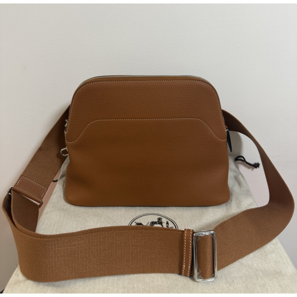 Hermes 볼리드 메신져 백