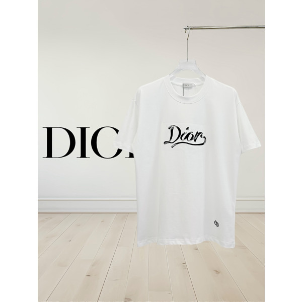 디올 하이 자수 레터링 로고 반팔 티셔츠