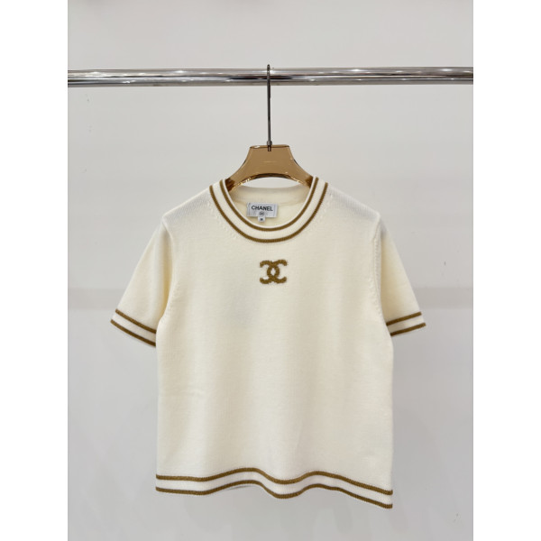 샤넬 라운드넥 레터 로고 반팔