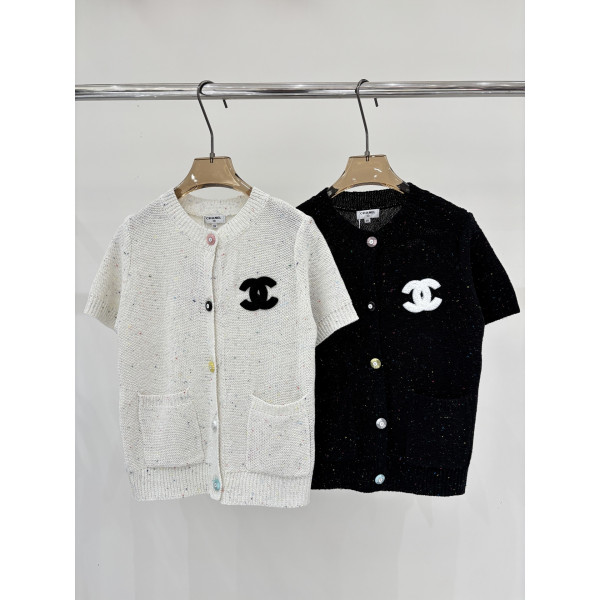 샤넬 모자이크 장식 니트 반팔