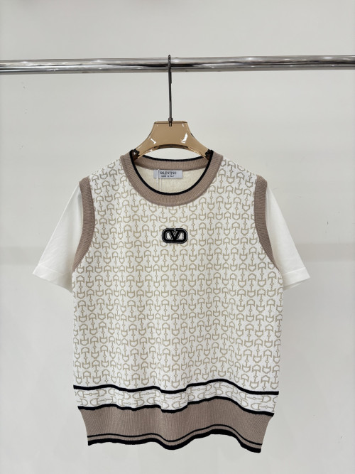 발렌티노 라운드넥 레터로고 니트