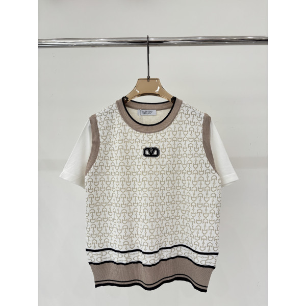 발렌티노 라운드넥 레터로고 니트