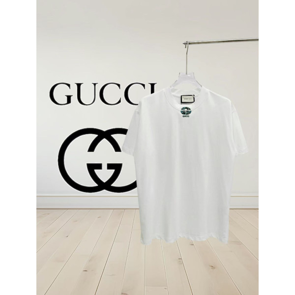 구찌 자수 칼라라운드넥 반팔 티셔츠