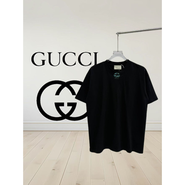 구찌 자수 칼라라운드넥 반팔 티셔츠