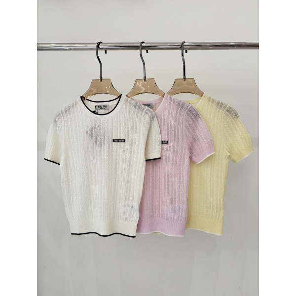 미우미우 라운드넥 레터 로고 니트 반팔