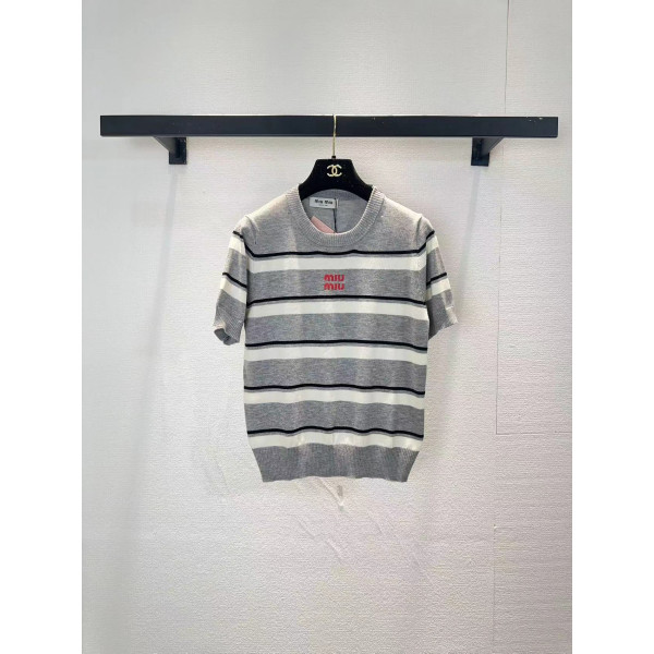 미우미우 스트라이프 반팔