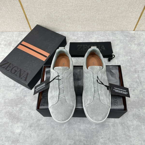 제냐 트리플 스티치 스웨이드 스니커즈