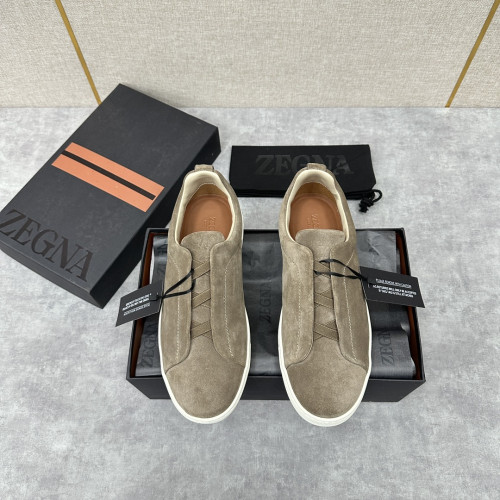 제냐 트리플 스티치 스웨이드 스니커즈