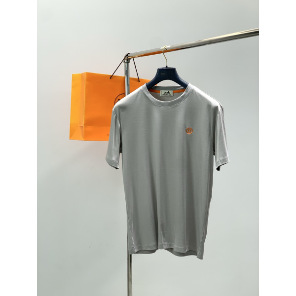 에르메스 라운드넥 반팔