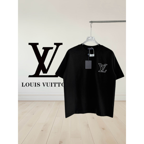 LV 자수 라운드넥 반팔 티셔츠