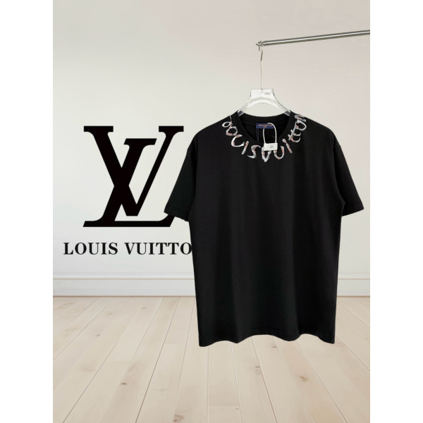 LV 프린트 라운드넥 티셔츠