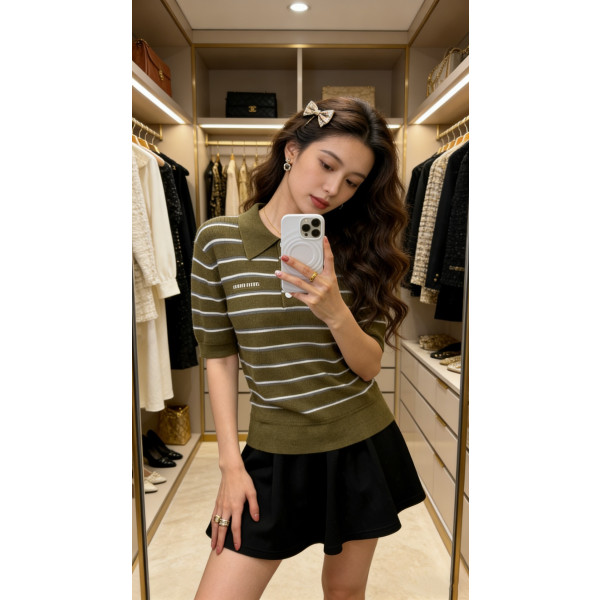 배색 스트라이프 카라 니트 반팔