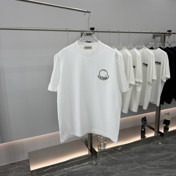 숏슬리브 티셔츠