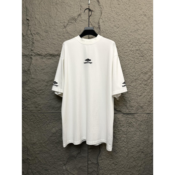 라운드넥 숏슬리브 티셔츠