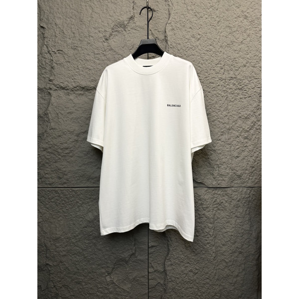 라운드넥 반팔 티셔츠