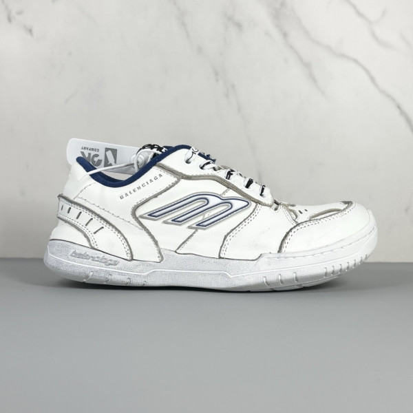 라운드토 레이스업 로우탑 스니커즈