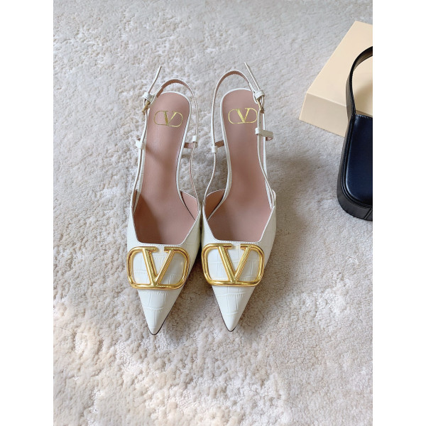 대V 버클 하이힐