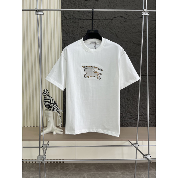 체크 전투마 티셔츠