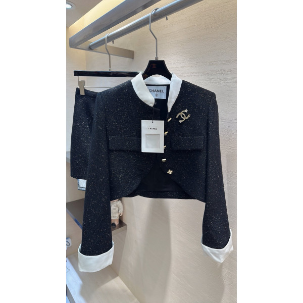 숏 상의 & 미디 스커트 세트