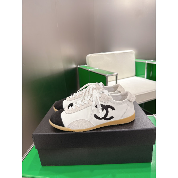 데훈 슈즈