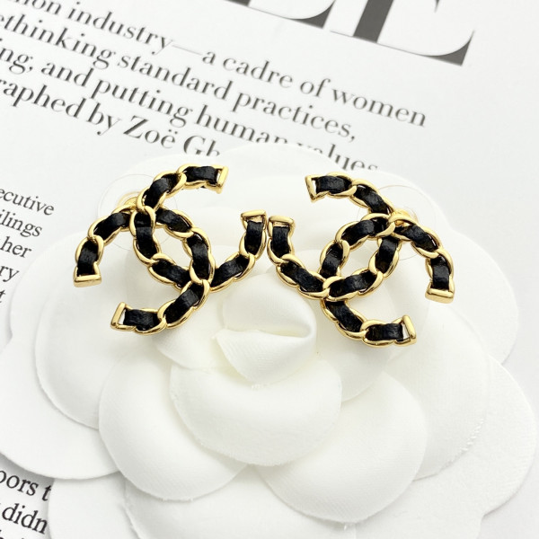 복고 골드 피어싱 가죽 더블 C 귀걸이