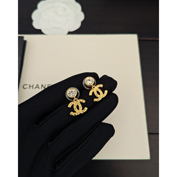 금색 격자 CC 귀걸이