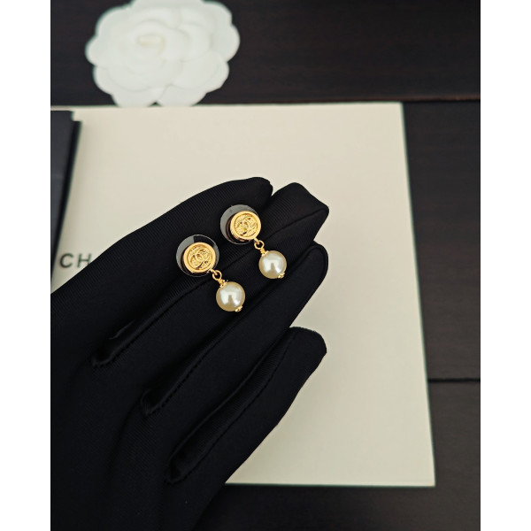 금 미니 원형 진주 귀걸이