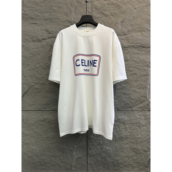 라운드넥 반팔 티셔츠