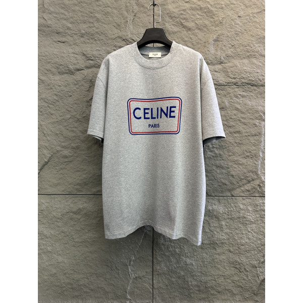 라운드넥 반팔 티셔츠