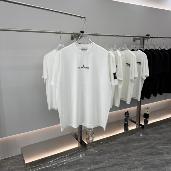 라운드넥 숏슬리브 티셔츠