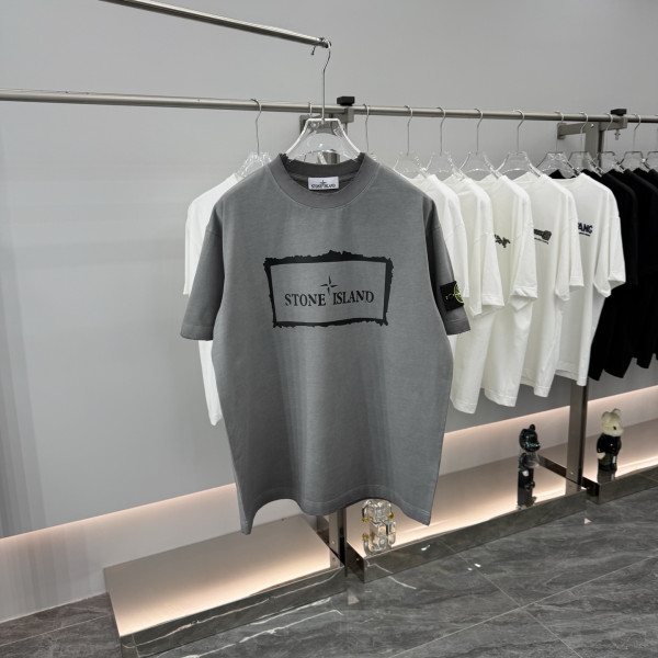 라운드넥 반팔 티셔츠