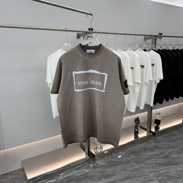 라운드넥 반팔 티셔츠