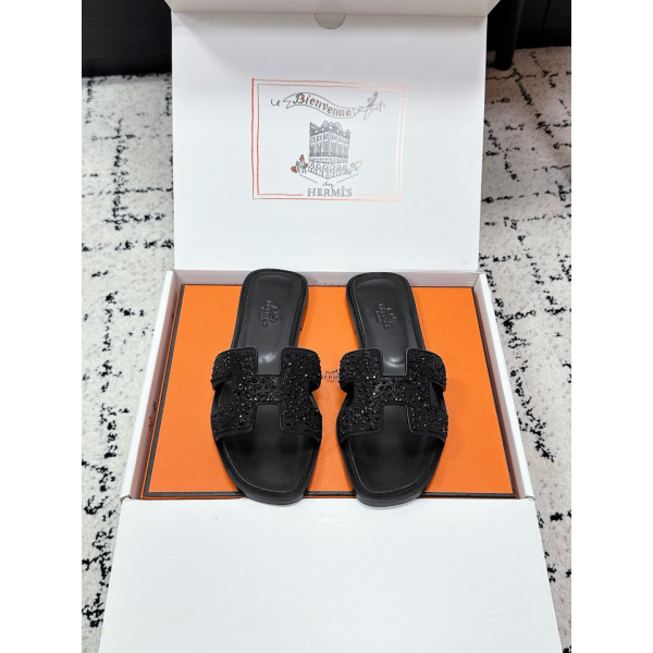 Oran 시리즈 H 클래식 플랫 슬리퍼