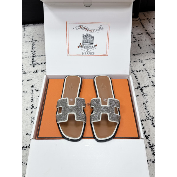 Oran 시리즈 H 클래식 플랫 슬리퍼