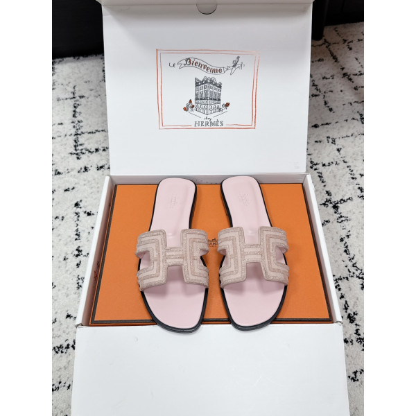 Oran 시리즈 H 클래식 플랫 슬리퍼