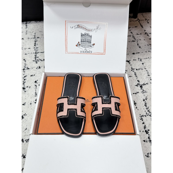 Oran 시리즈 H 클래식 플랫 슬리퍼