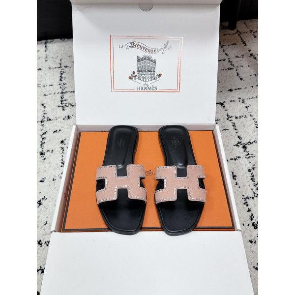 Oran 시리즈 H 클래식 플랫 슬리퍼