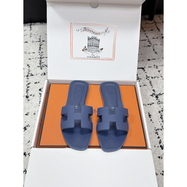 Oran 시리즈 H 클래식 플랫 슬리퍼