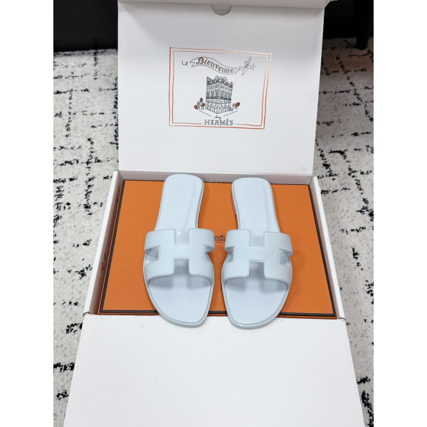 Oran 시리즈 H 클래식 플랫 슬리퍼