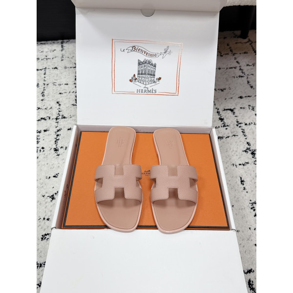 Oran 시리즈 H 클래식 플랫 슬리퍼