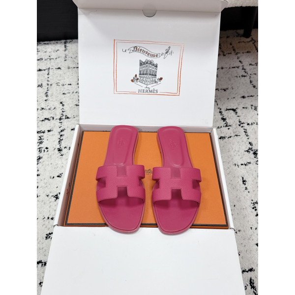 Oran 시리즈 H 클래식 플랫 슬리퍼