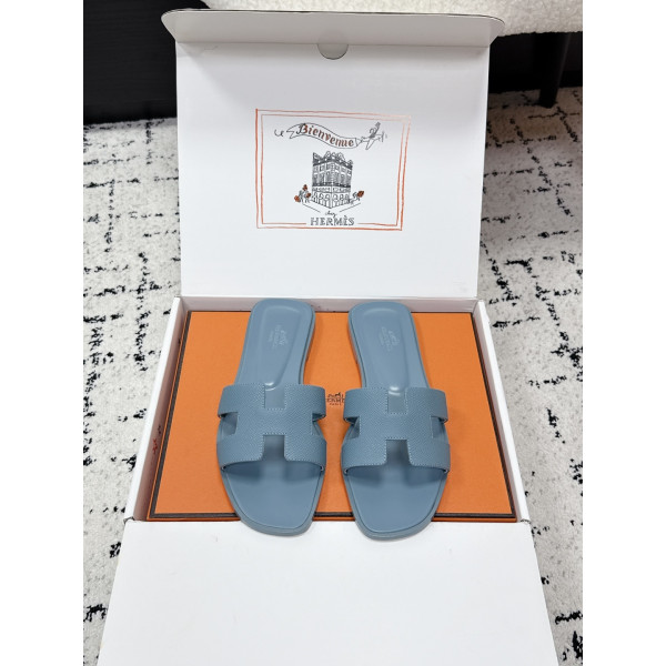 Oran 시리즈 H 클래식 플랫 슬리퍼