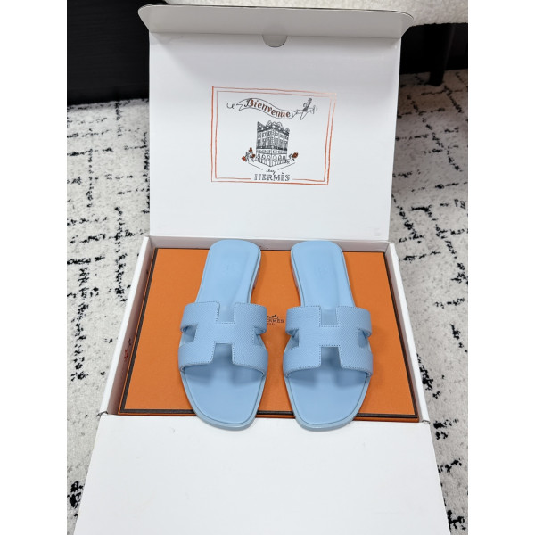 Oran 시리즈 H 클래식 플랫 슬리퍼