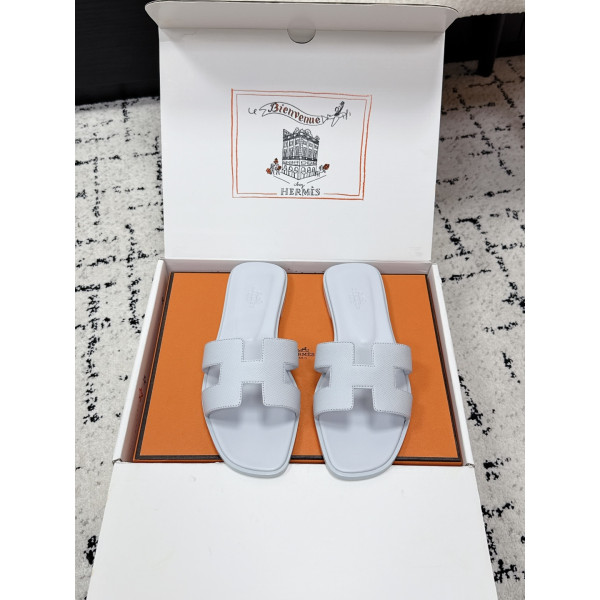 Oran 시리즈 H 클래식 플랫 슬리퍼