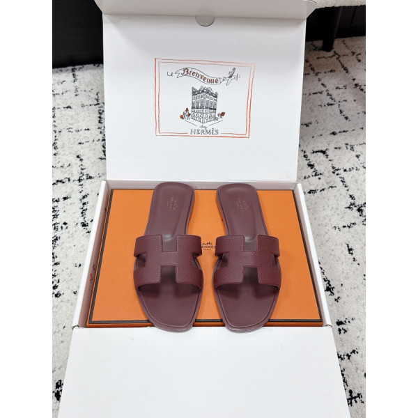 Oran 시리즈 H 클래식 플랫 슬리퍼