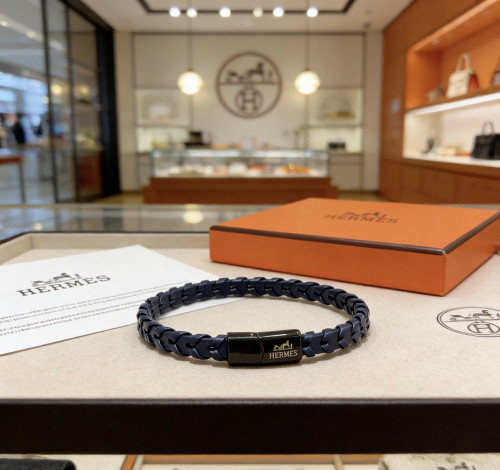 피로프 브레이슬릿