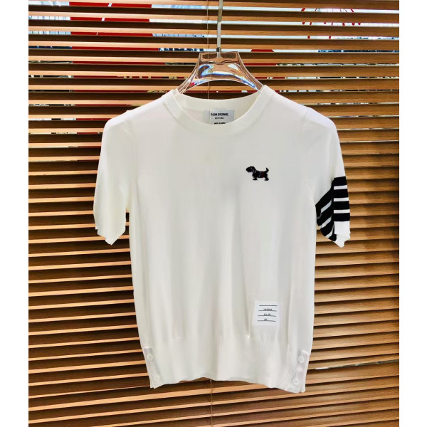 작은 개 라운드넥 니트