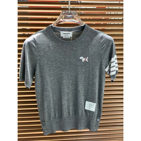 작은 개 라운드넥 니트