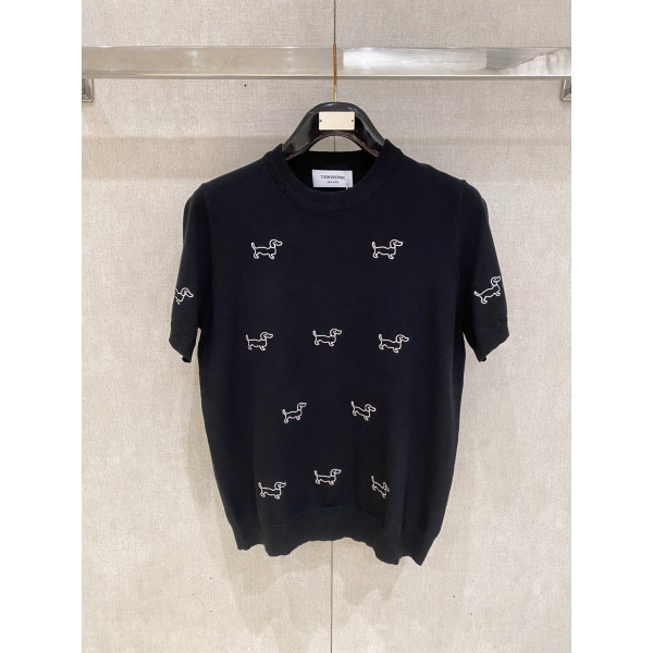 알파벳 자수 라운드넥 반팔 니트 티셔츠