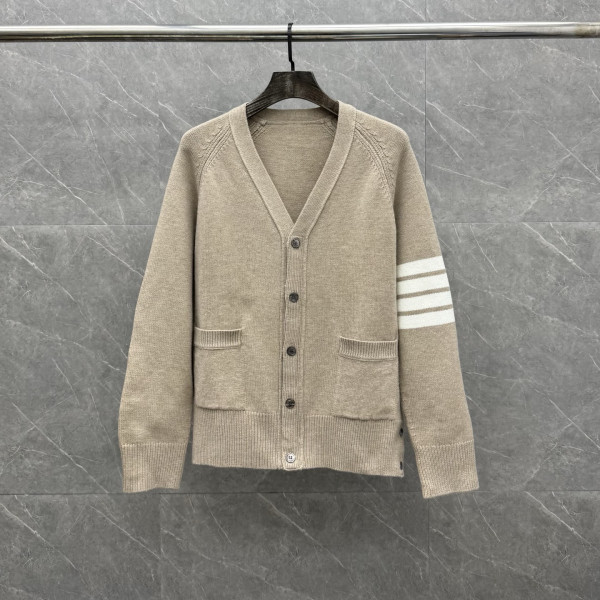 클래식 오버사이즈 카디건 니트